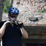 Sylwia robi zdjęcie Michałowi...